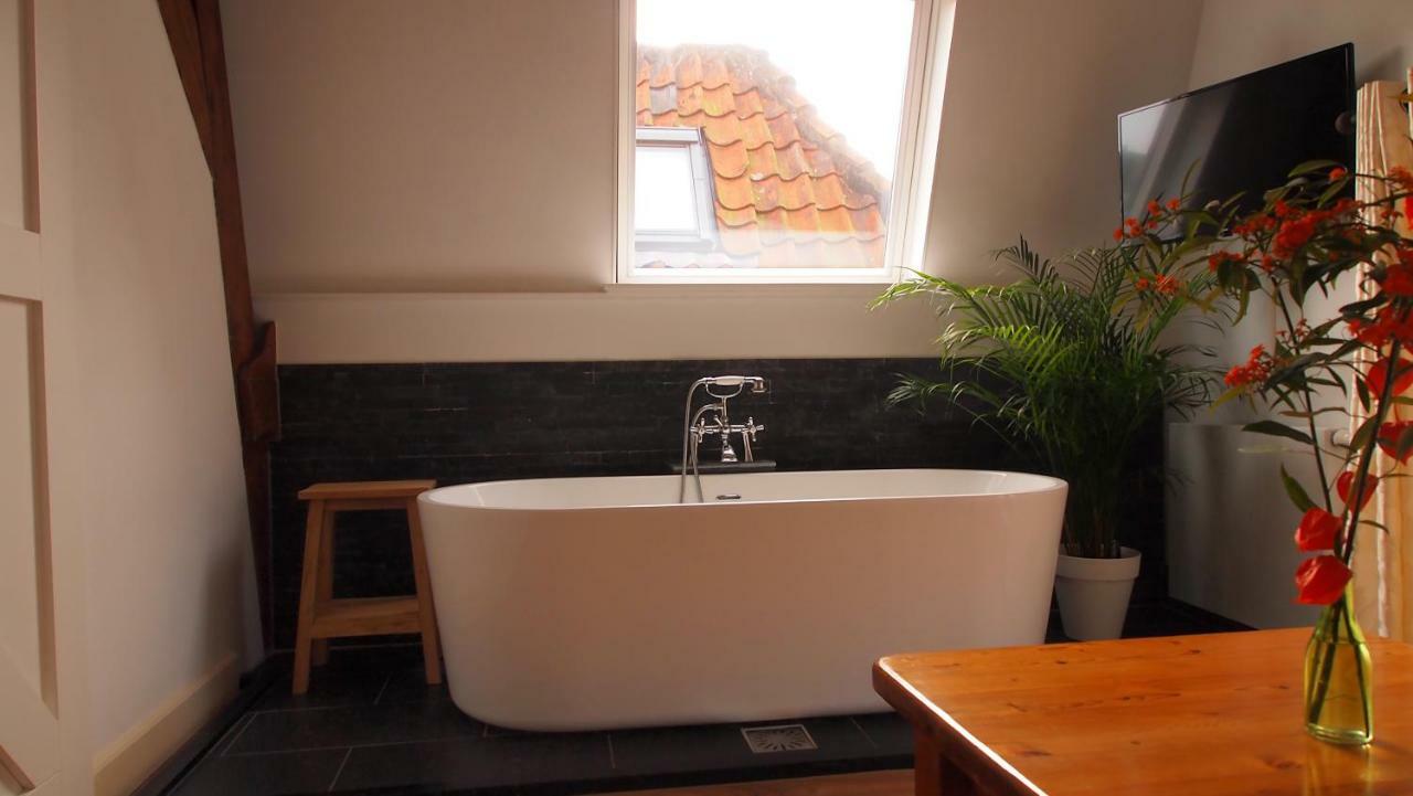 B&B De Zeeuwse Ruyter Brielle Bagian luar foto